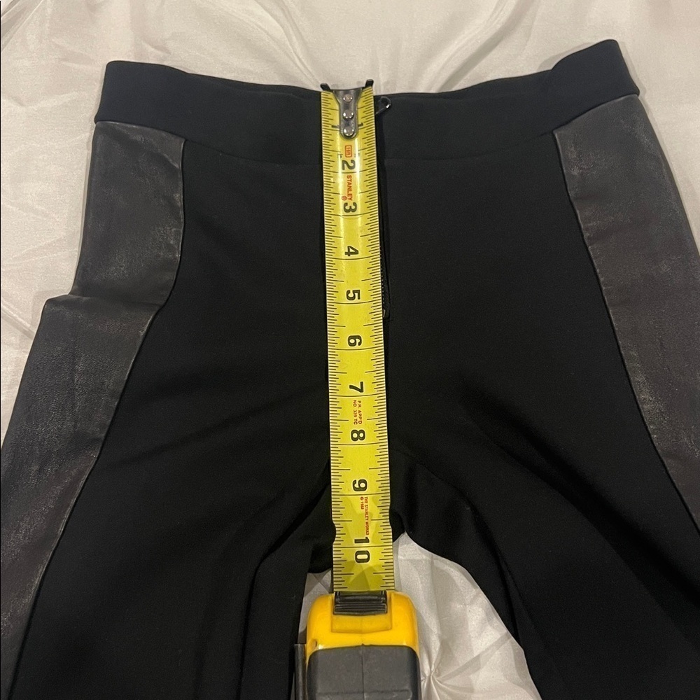 Alice + Olivia Black Lamb Leather Zipper Leggings Size 0 - Picture 11 of 11